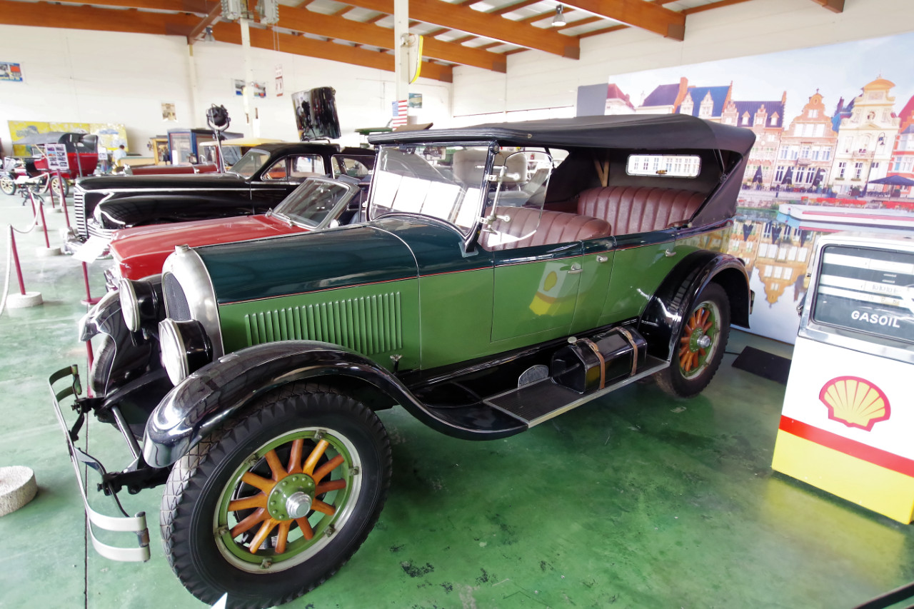 1924-Chrysler_70