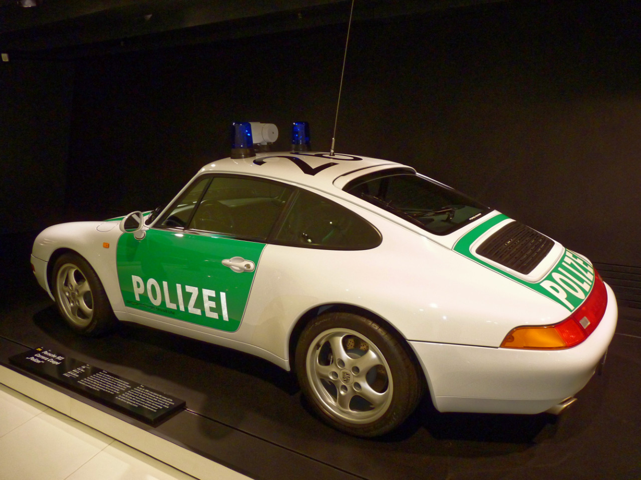 1996-Porsche_911-Polizei