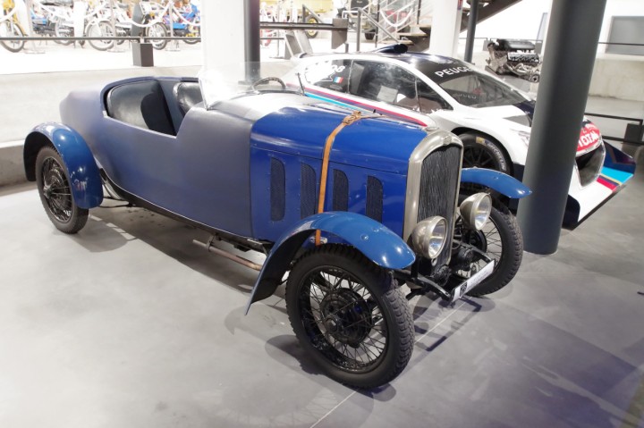 1932_Peugeot_301C